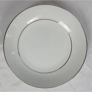 Crown Victoria Lovelace 5.5" China Bowl